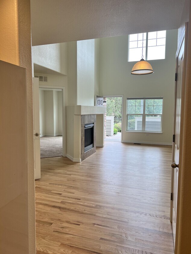 12842 Jasmine St, Thornton, CO 80602 Townhome Rentals in Thornton CO