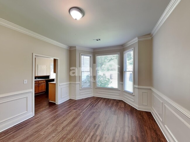 Building Photo - 1315 Killian Shoals Way SW