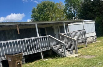 Building Photo - 146 Wildflower Ln