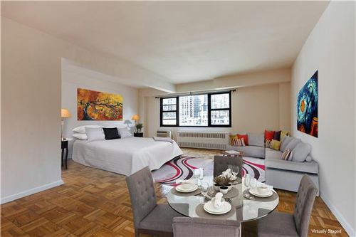 Foto principal - 335 E 51st St