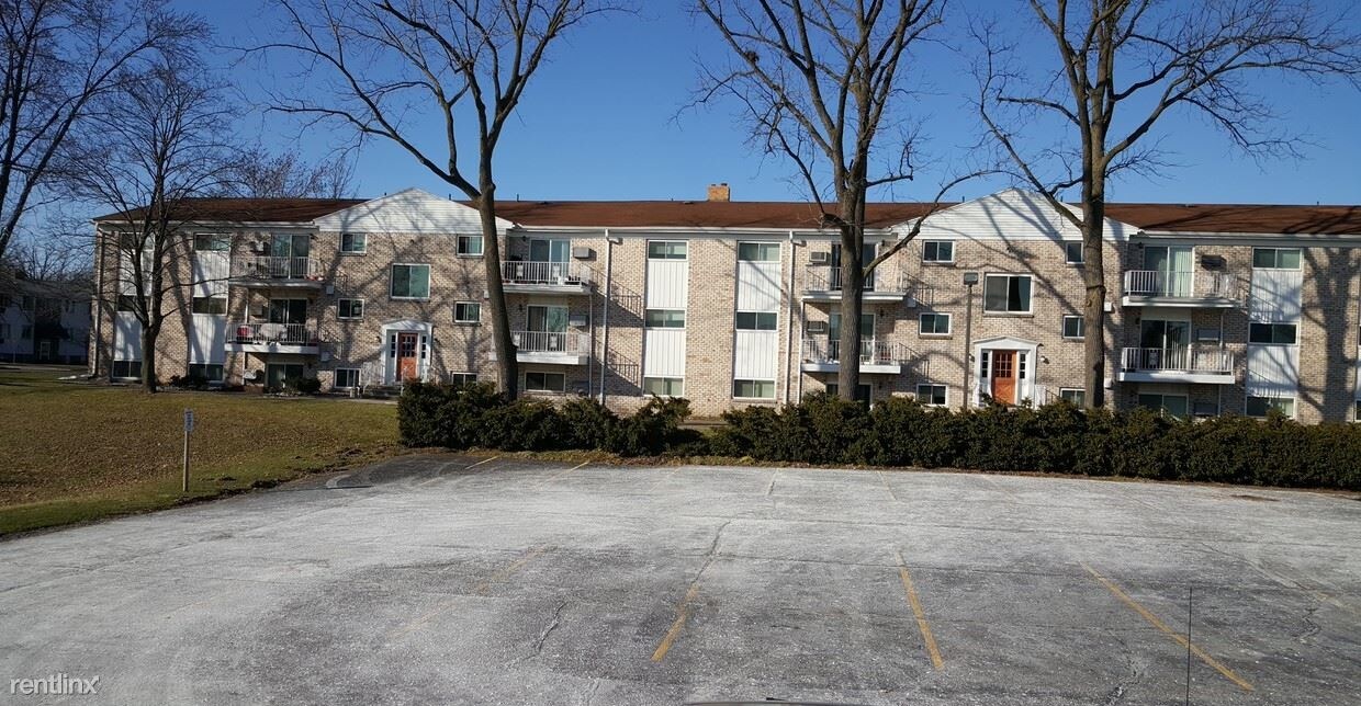 1035 Chester Rd, Lansing, MI 48912 Room for Rent in Lansing, MI