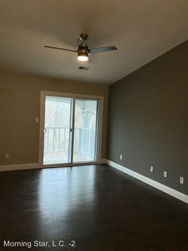 Building Photo - 1218 Creve Coeur Crossing Ln
