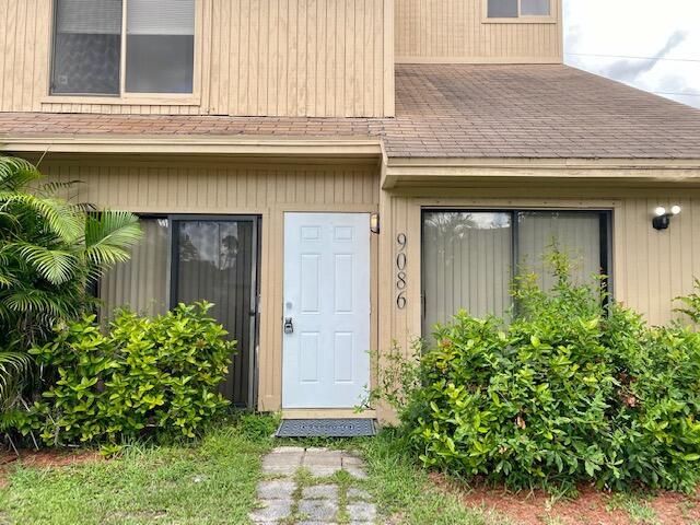 Building Photo - 9086 Green Meadows Way