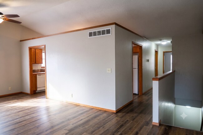 Foto del edificio - Beautiful and Spacious 4 Bedroom