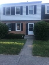 Building Photo - Wellesley - 2804