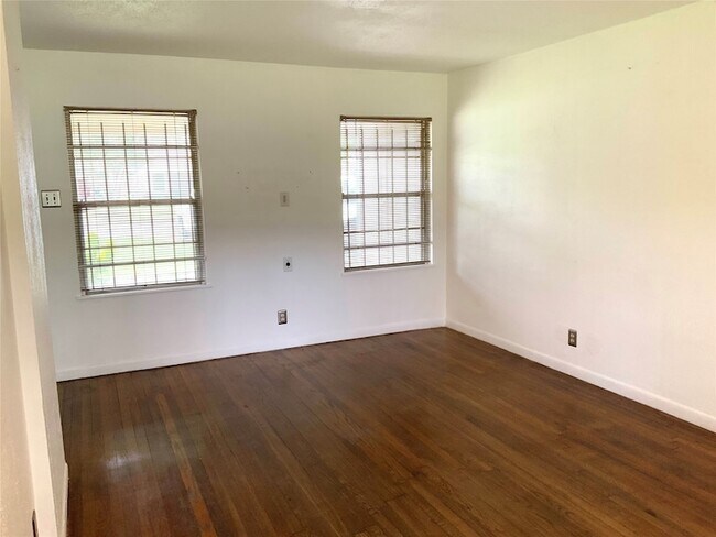 Building Photo - 2222 Althea Drive