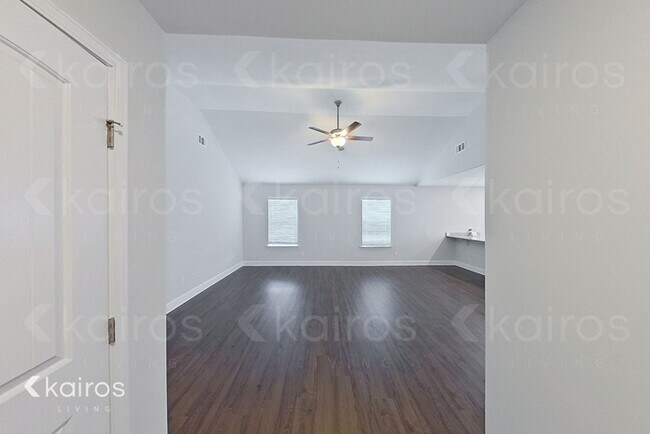 Foto del edificio - 103 Mountain Holly Rd