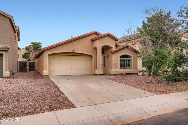 Foto del edificio - 21098 N Alexis Ave