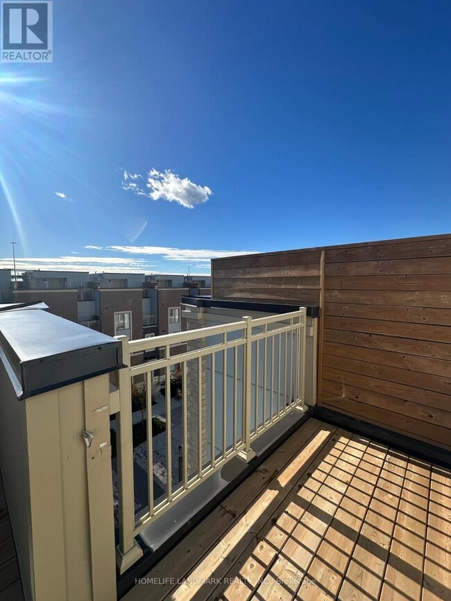 Building Photo - 30 Almond Blossom Mews