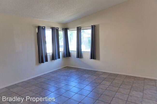 Foto del edificio - 3 br, 2 bath House - 769 Sunset Vista