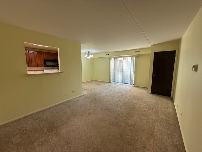 Building Photo - 1460 Fairlane Dr