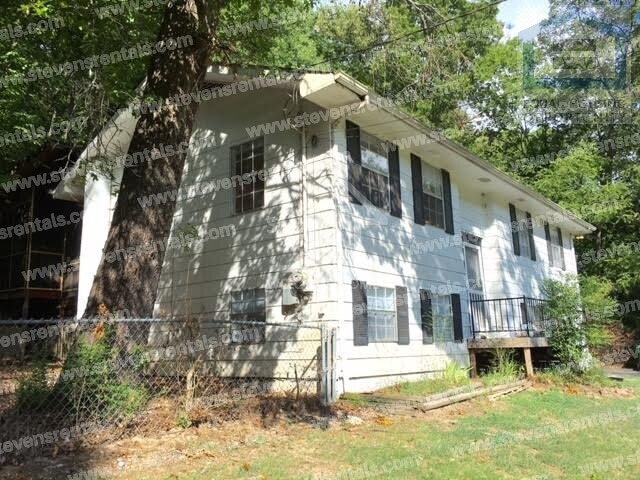 Primary Photo - 8524 Daisy Dallas Rd