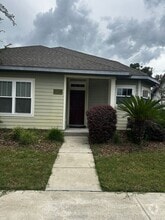 Building Photo - 8016 SW 77th Ave