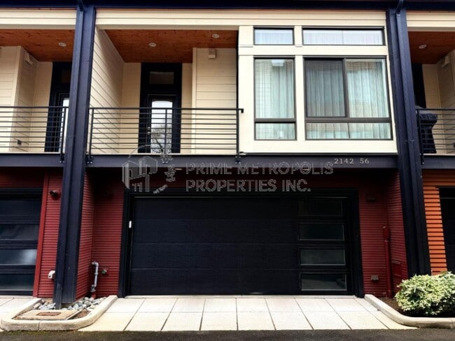 Building Photo - 2142 10th Ave W