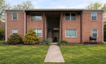 Building Photo - 607 609-609 N Cypress St