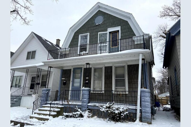 1567 S 29th St Unit lower, Milwaukee, WI 53215 Room for Rent in