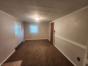 Building Photo - 1712 Woodlawn Ave