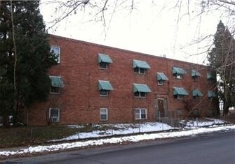 Primary Photo - 5840 Hasbrook Ave
