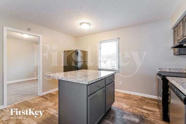 Foto del edificio - 4407 Robertson Blvd