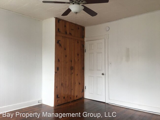 Foto del edificio - 4302 Falls Rd