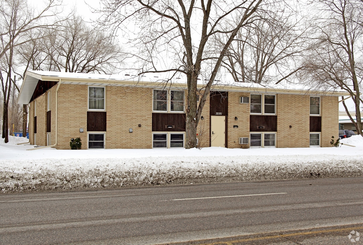 3220 8th St N, Saint Cloud, MN 56303 Apartments in Saint Cloud, MN