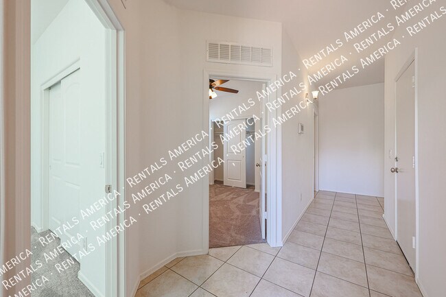 Foto del edificio - 23852 W Wier Ave