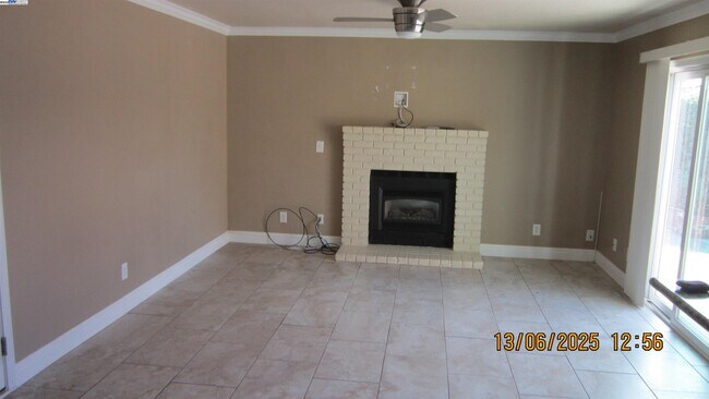 Foto del edificio - 1361 Seventh St