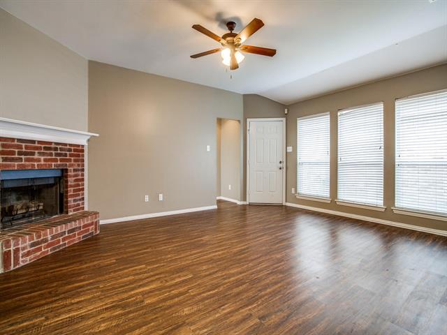 Building Photo - 129 Lipan St