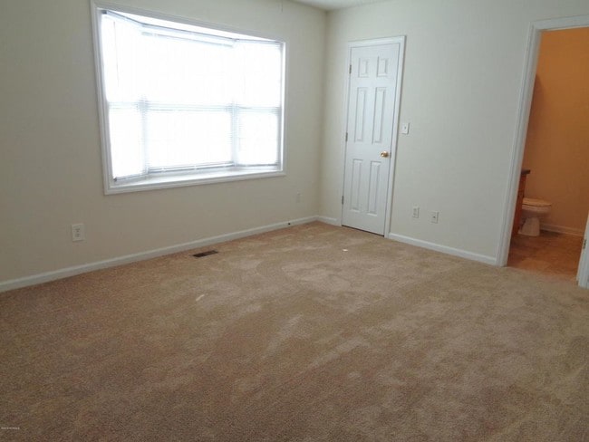 Building Photo - Spring Village Condo