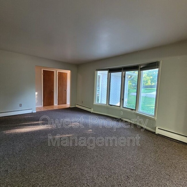 Foto del edificio - 1835 Conlon Ave SE
