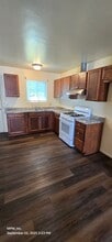 Building Photo - 420 4th St