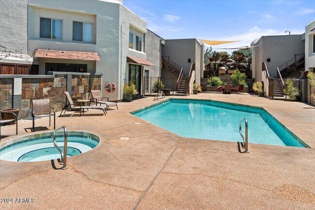 Foto del edificio - 4120 N 78th St