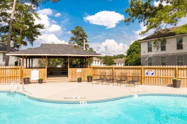 Building Photo - Windtree Apartment Homes