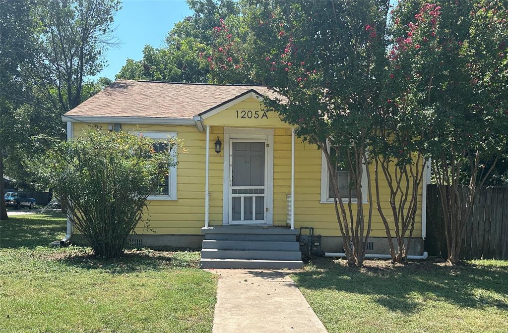 Foto principal - 1205 W 40th St