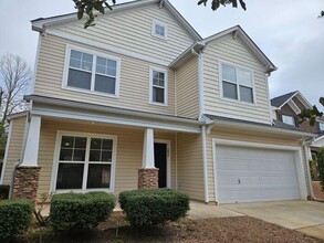 Building Photo - 204 Hammock Dr