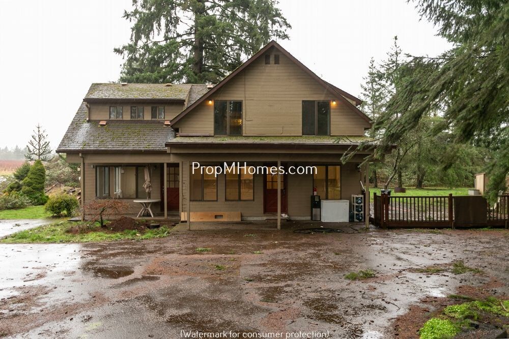 Primary Photo - 11060 SW Tonquin Rd