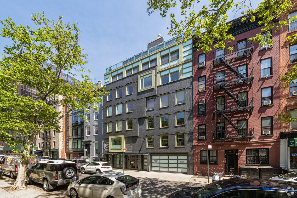 Primary Photo - 175 Sullivan St