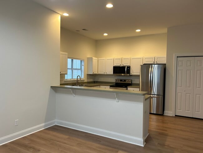 Foto del edificio - 80 Cassandra Ln