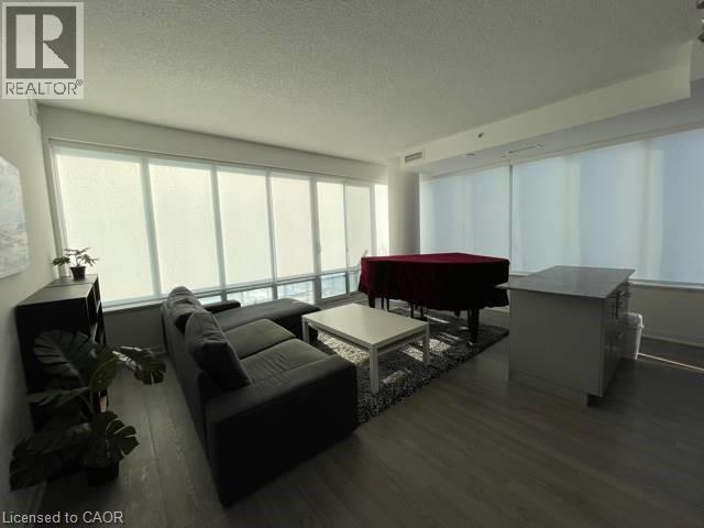 Building Photo - 85 Duke St W