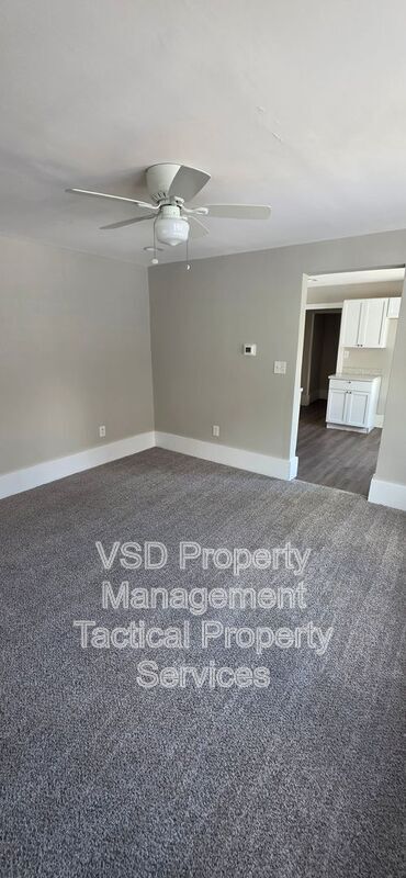 Foto del edificio - 3694 E 147th St