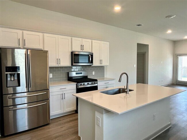 Foto del edificio - 222 New Hampton Wy