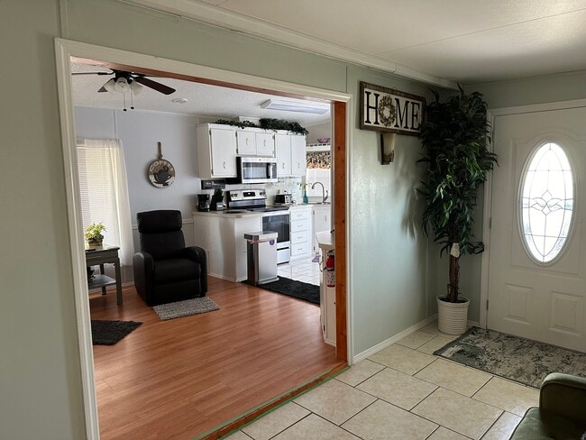 Photo - 37612 Wallington Dr House