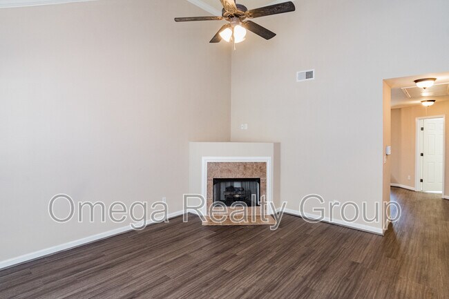 Foto del edificio - 2812 Southwood View