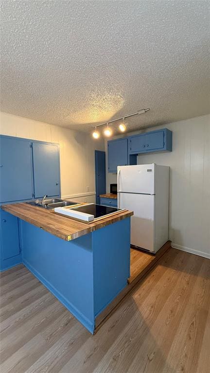 Building Photo - 2711 Hemphill Park