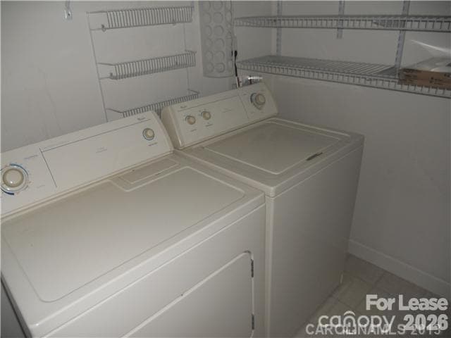 Building Photo - 10675 Hill Point Ct