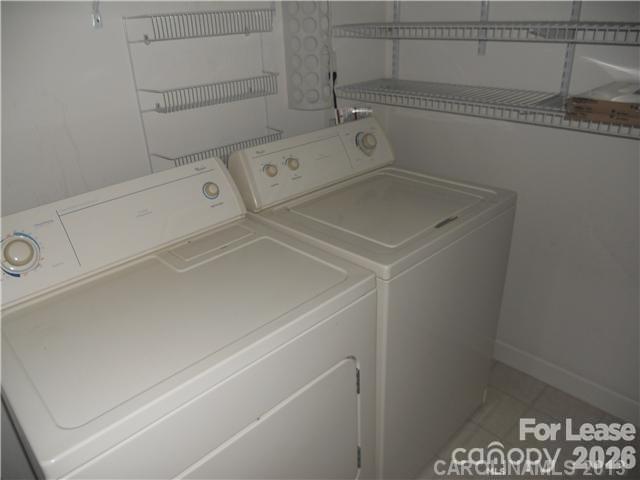 Foto del edificio - 10675 Hill Point Ct