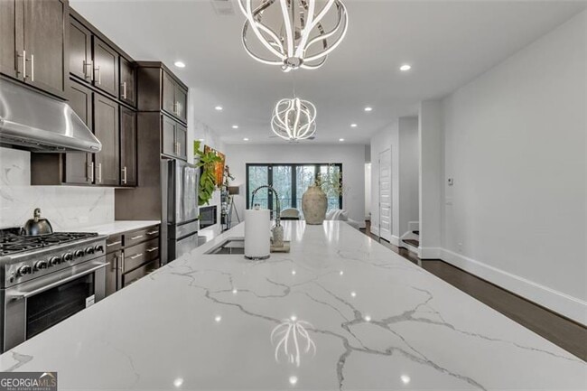 Building Photo - 1107 Briar Cove Cir
