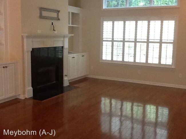 Building Photo - 1802 Amberley Dr