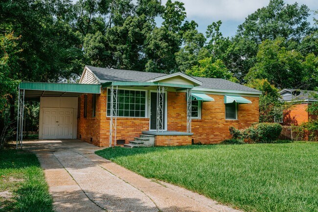 Building Photo - 1417 Daytona Dr