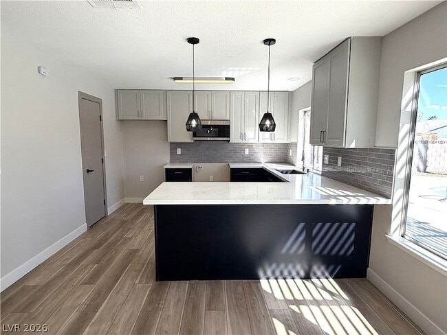 Foto del edificio - 5629 Caladonia Ave